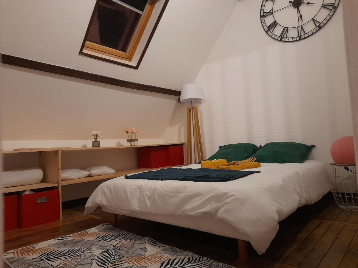Le Nid D'Hirondelles - Appartement De Caractere Hypercentre Au Calme Bourges Exteriör bild